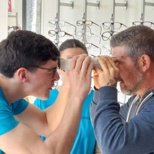 Santé visuelle : NEOSUP renouvelle son action solidaire pour les personnes en précarité