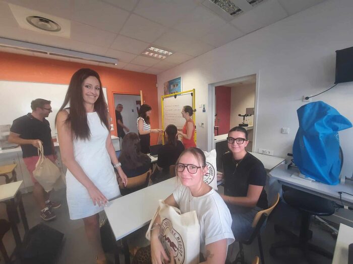 Une mallette de premier équipement pour les apprentis de la Licence Professionnelle Optique